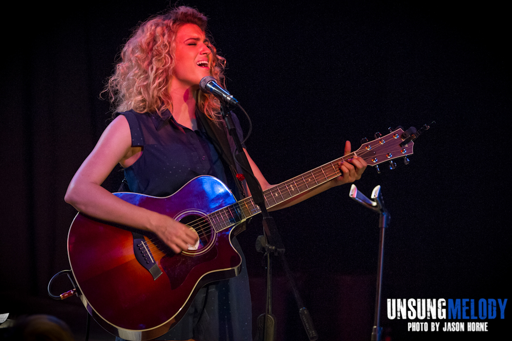Tori Kelly-Exit-In-2013-14