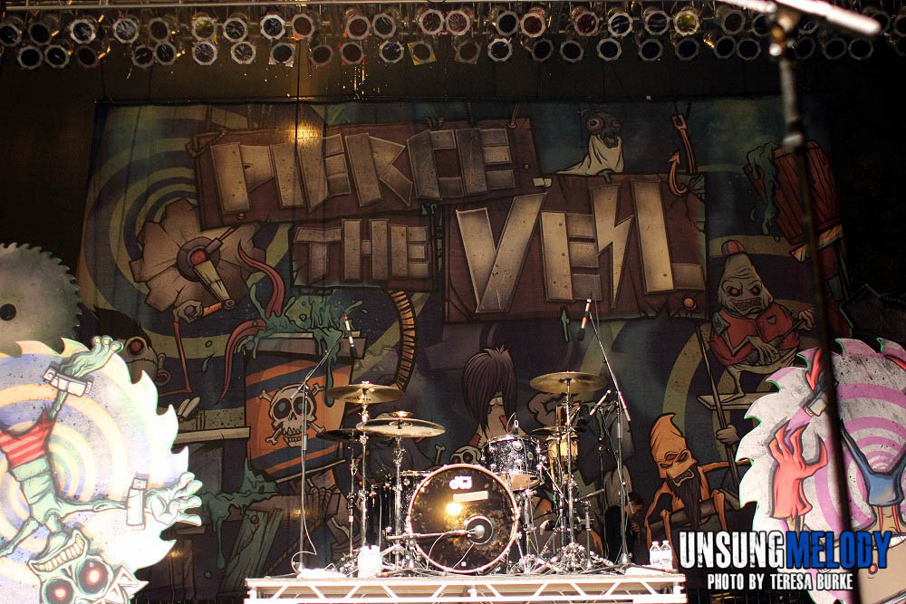 Pierce The Veil-Riot Fest-2013-1
